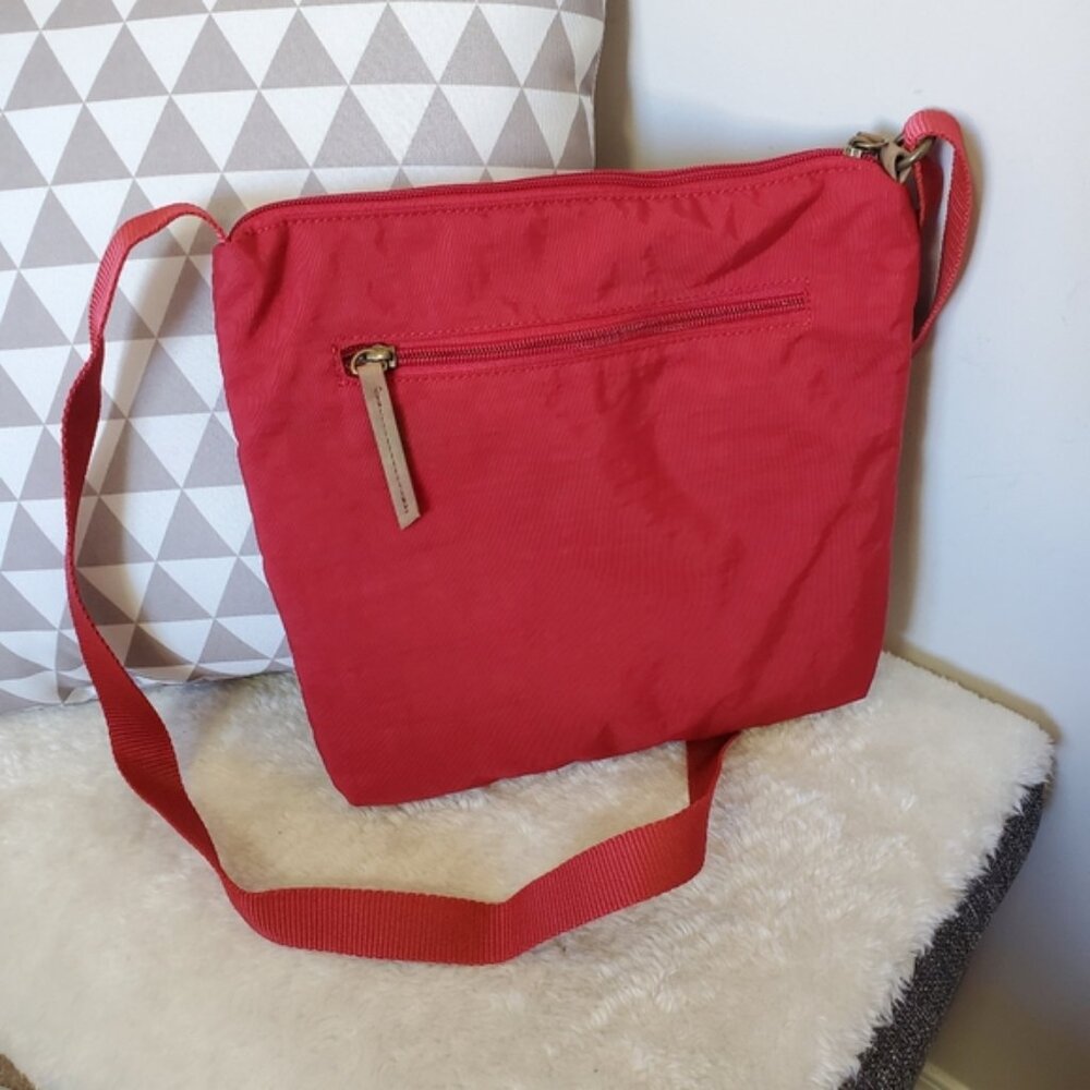 Roots nylon Travel Outdoor Utility Crossbody Purse - Picture 5 of 7